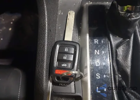 2018 Honda Civic Lx z USA, uszkodzony, nr VIN 2HGFC2F52JH527598